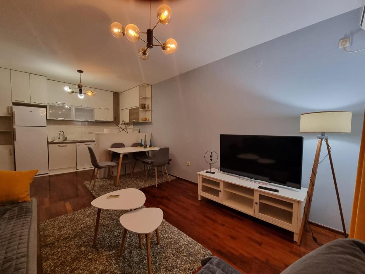 5 Star Apartment Podgorica Exteriér fotografie