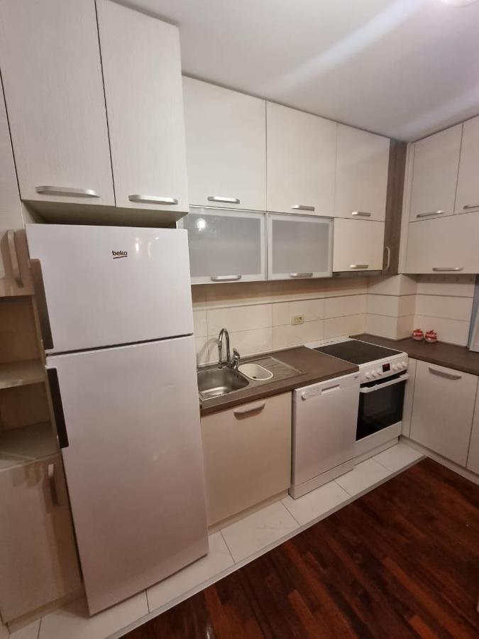 5 Star Apartment Podgorica Exteriér fotografie