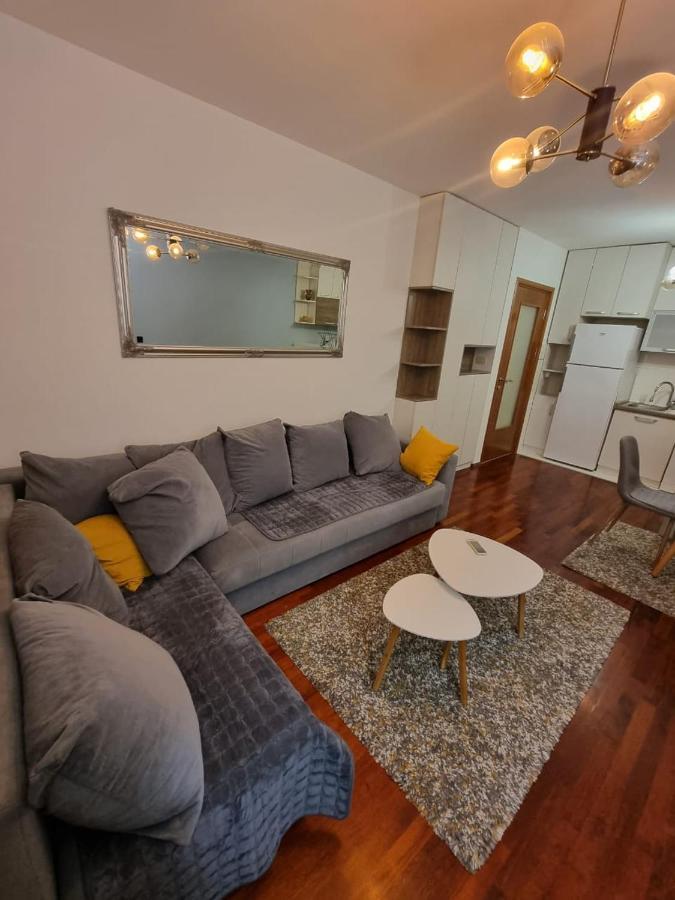 5 Star Apartment Podgorica Exteriér fotografie